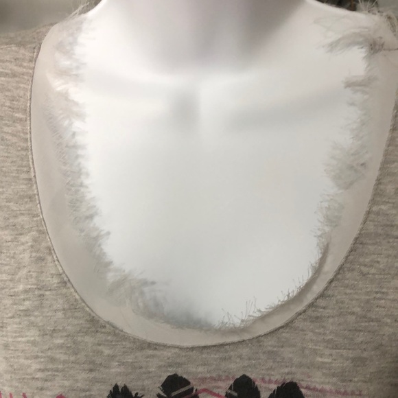 Threads Studio gray Elephant tee size XS - Picture 3 of 5